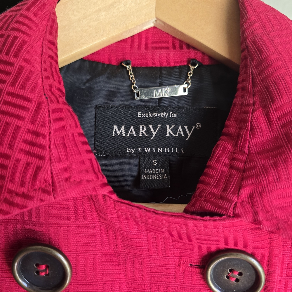 Mary Kay By Twinhill Womens Red Trench Coat. Made exclusively for Mary Kay - Picture 9 of 16